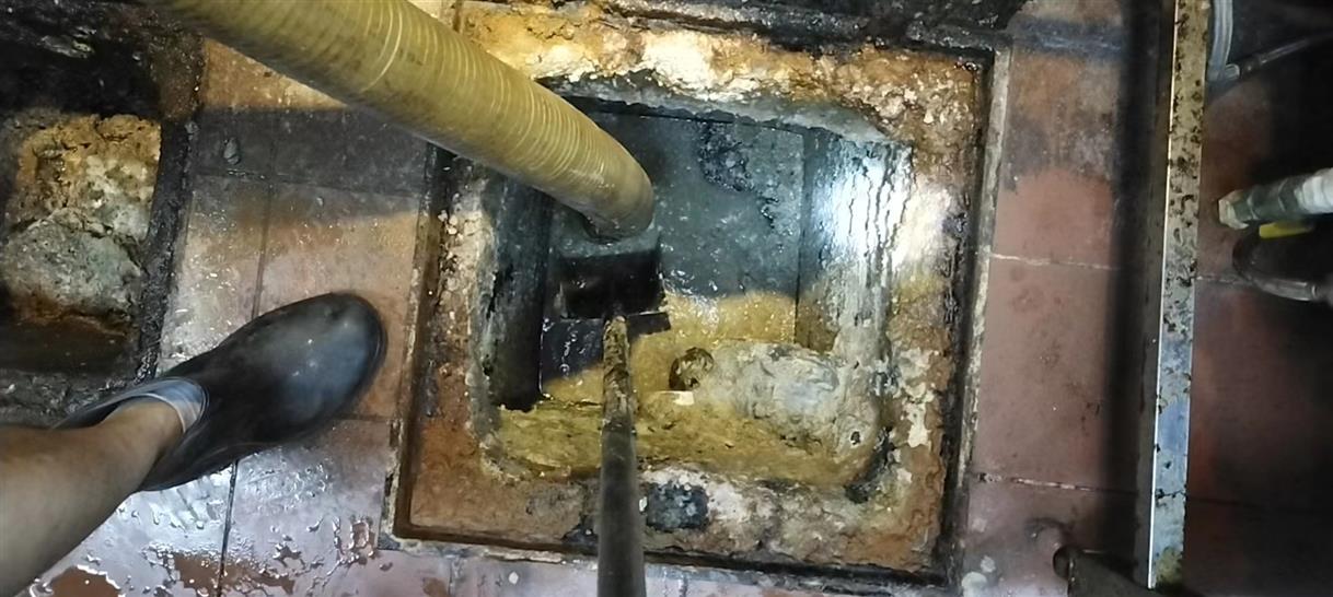 桂林化油池清理-污水池清掏